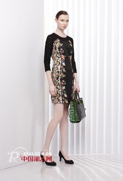 JZ玖姿藤蔓蔷薇的玲珑姿态