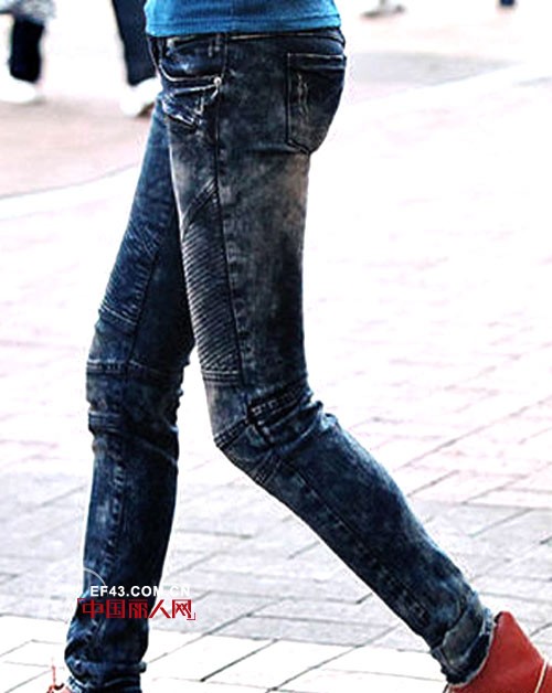 传承经典引领都市潮流 杰克狼人牛仔秀出真我魅力