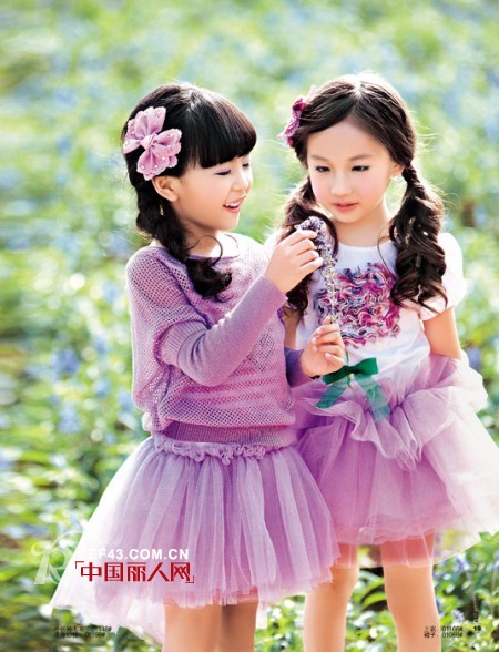 紫色花海 紫色服装怎么搭配 紫色衣服穿起来显黑吗?