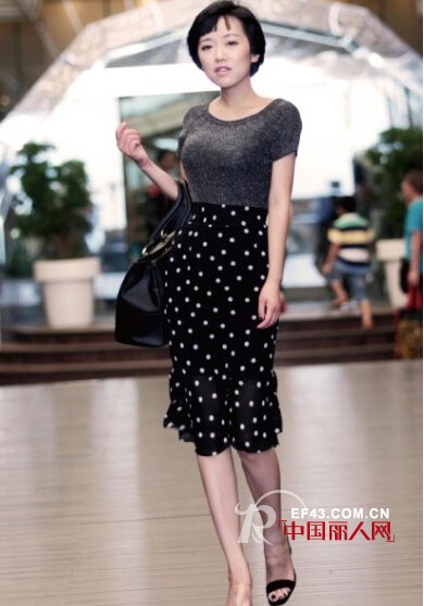 【波点示搭】波点元素穿出百变花样少女感