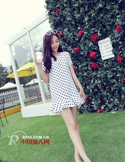 【波点示搭】波点元素穿出百变花样少女感