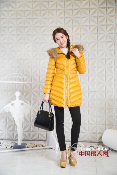 丹诗格尔女装成功进驻成都航空港