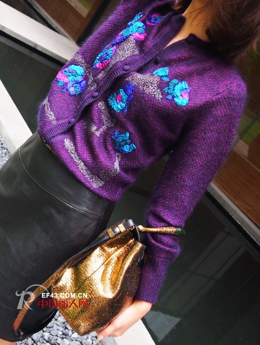 马海毛是什么  SHIATZY CHEN夏姿•陈温暖马海毛系列毛衣