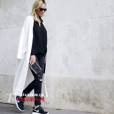 黑白简约风搭配 初秋中性风怎么搭配