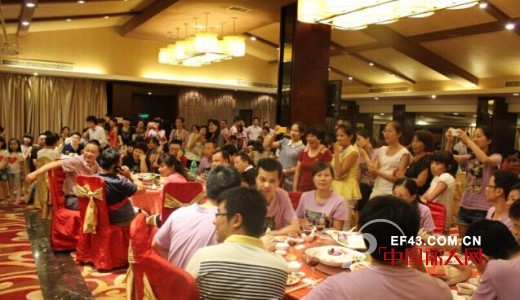 玛米玛卡2015春夏新品发布会完美落幕