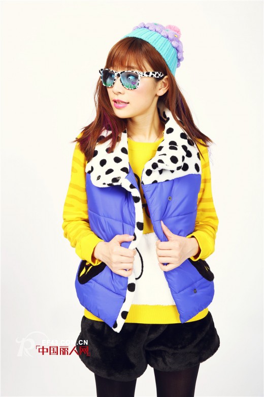 你喜欢穿卫衣吗?早秋卫衣搭配 卫衣怎么搭配不失女人味