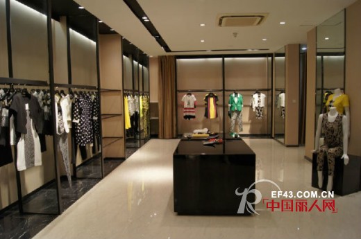 AILAIZI爱莱姿佛山万达店开业啦