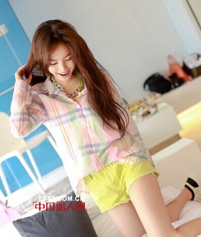 初秋怎么穿才甜美可人?   只需要这几款单品就够了