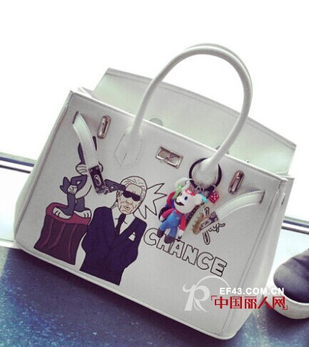 趣味十足卡通包包   你被哪一款萌到了?