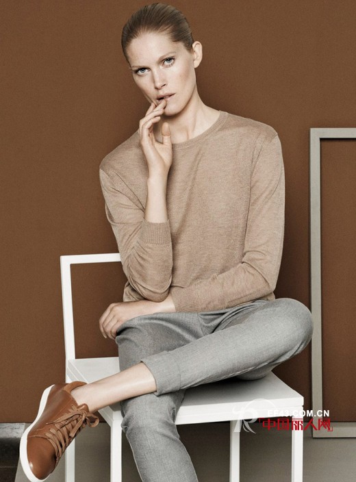 挪威超模 Iselin Steiro（艾瑟琳·斯黛洛）出镜演绎Mango（芒果）2014秋冬系列