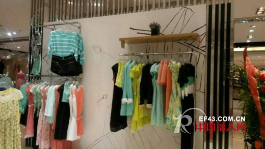 热烈祝贺:凡恩女装天虹西乡店开业大吉