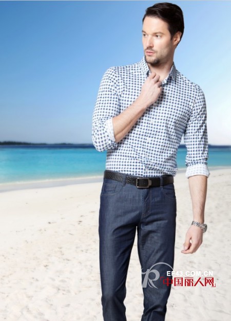 型男秋装怎么搭配更帅气?  怎么穿衣才能成为帅酷型男?