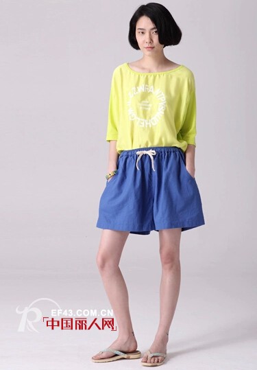 五分裤配什么鞋子  五分裤+人字拖畅享夏日