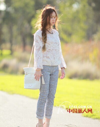 长袖T恤+九分裤时尚美搭  秋装这么搭美腻啦