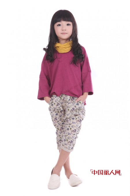 长T恤配什么裤子 微凉天气穿什么衣服