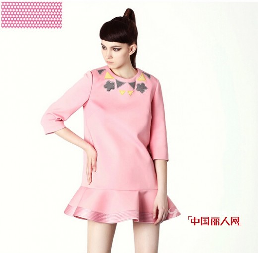 什么叫空气层面料    空气层面料连衣裙单品搭配