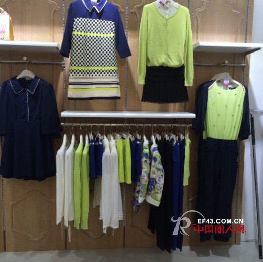 热烈祝贺储恋女装西安店盛大开业 秋装新品同步上市