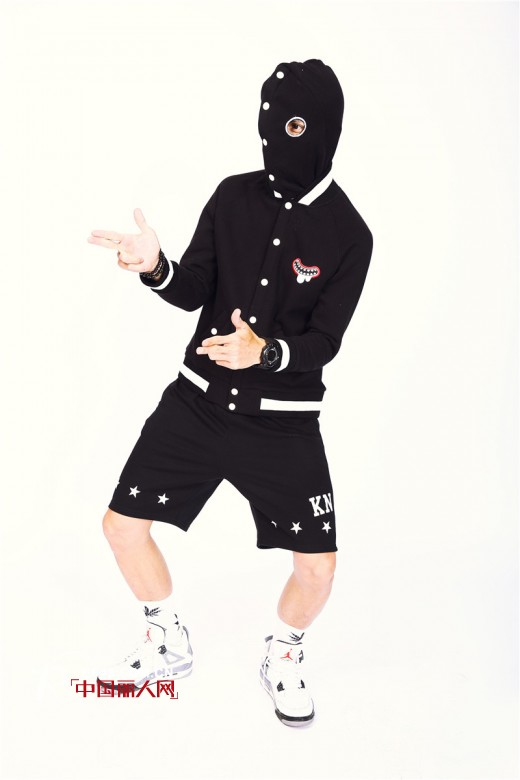 男生休闲装搭配  男生休闲装怎么搭配帅气有型