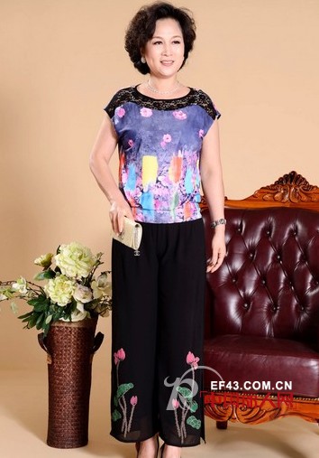中老年印花真丝裙搭配 阔腿裤穿出年轻态