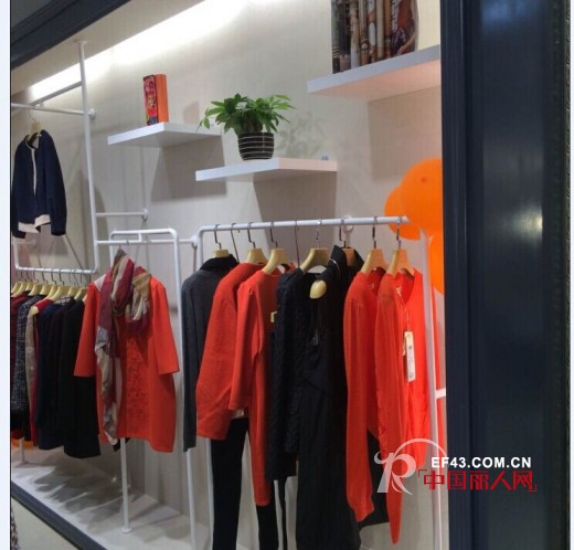 热烈祝贺TEGER泰格四川广安欧丹百货店8月26日盛大开业 全场新品优惠折扣 欢迎走进TEGER泰格!