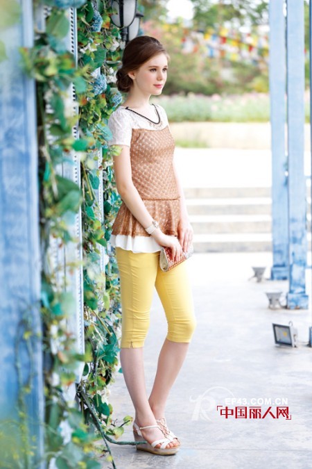 恭喜艾诺绮品牌女装于8月29日与广东佛山陈村的客户成功签约