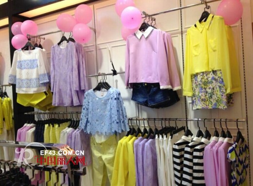 热烈祝贺城市衣柜女装四店盛大开业