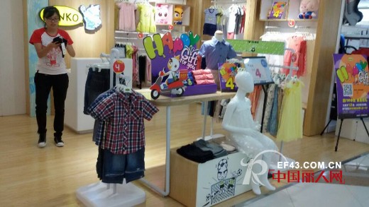 热烈祝贺缤果童装惠州丽日购物广场江北店隆重开业!