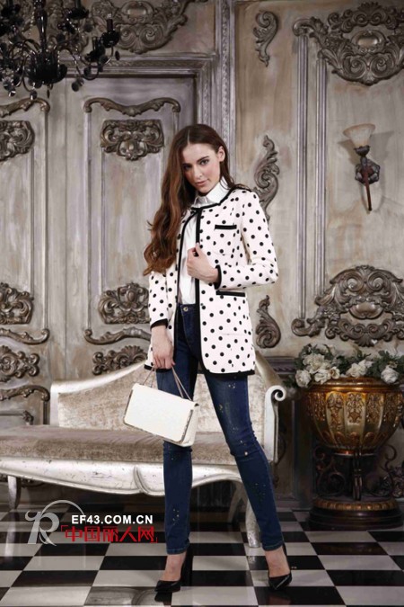 秋季穿什么牛仔裤显瘦 小脚牛仔裤配什么衣服