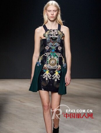 2014秋冬趋势新要素摩登刺绣 国际秀场秋冬流行款式