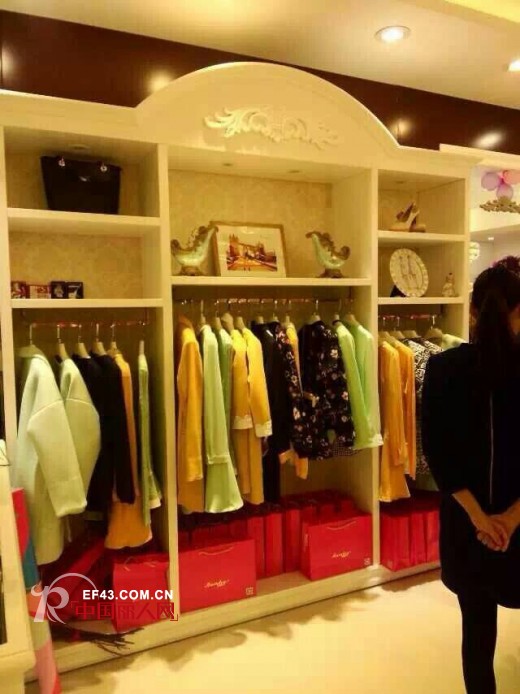 热烈祝贺米拉格新县隆重开业 祝生意兴隆 年入百万大洋!