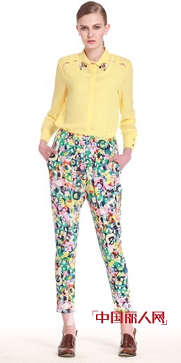 秋季长袖衬衫怎么搭配 中秋出游衬衫休闲搭配