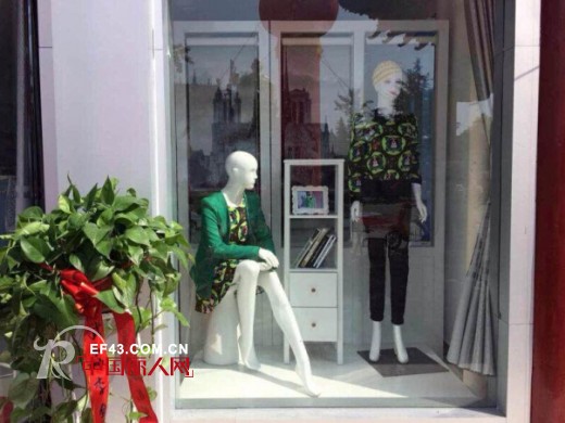 热烈祝贺蜜西娅女装河南南阳新店火爆开业