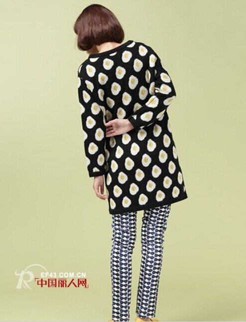 童趣单品 设计师独爱童真元素 荷包蛋造型服装