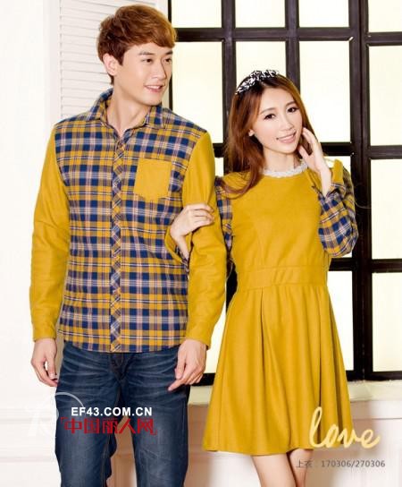 今年流行什么款式的情侣装?潮人示范秋季甜美情侣搭配