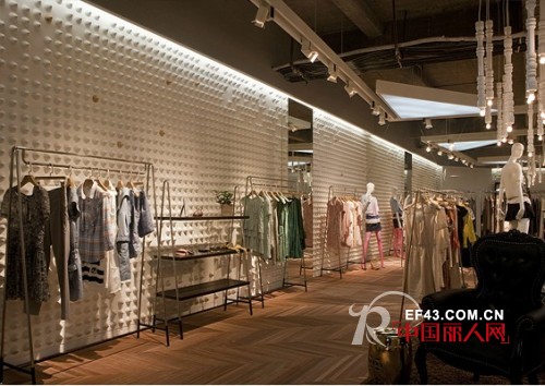 店铺装修设计 影响女装店装修的因素有哪些?