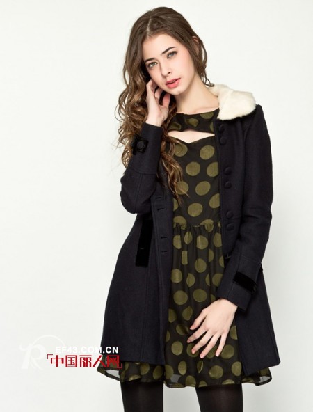 呢子外套搭配什么内搭比较好 外套内搭内有乾坤