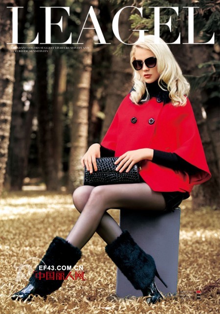 秋季红色服装配什么颜色 成熟女性穿红色适合吗