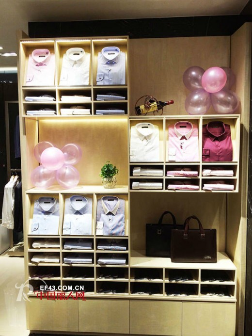 热烈庆祝GIOVANNI VALENTINO荣誉入驻黄山百大商厦