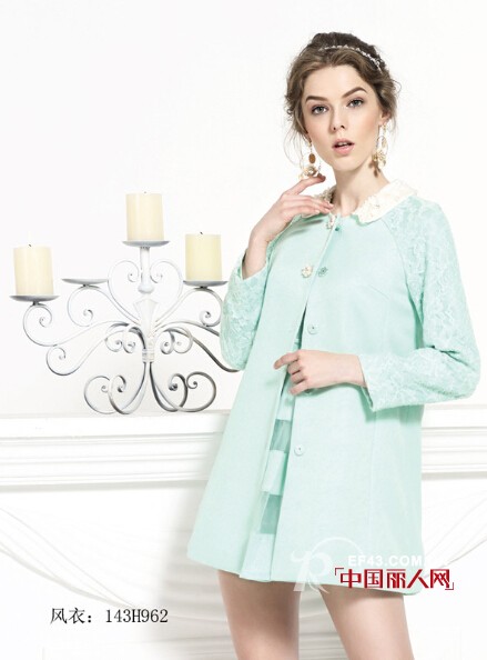 木帛秋装新品演绎时尚蕾丝风潮