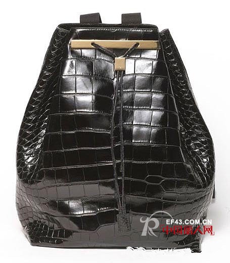 比车还贵的名牌鳄鱼皮包包  一个包顶一辆车