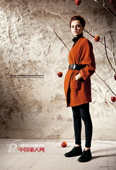 红色搭配什么颜色好看 红色衣服怎么搭才时尚