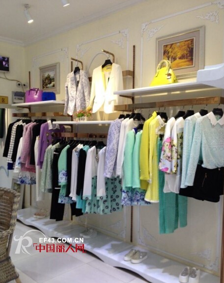 热烈祝贺迪笛欧女装浙江慈溪专卖店隆重开业