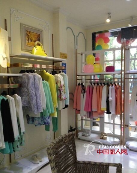 热烈祝贺迪笛欧女装浙江慈溪专卖店隆重开业