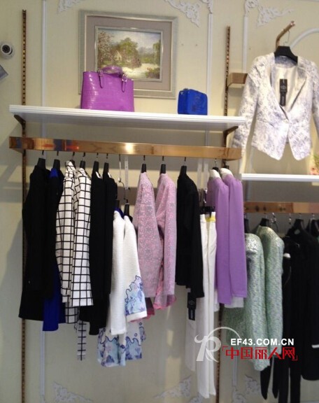 热烈祝贺迪笛欧女装浙江慈溪专卖店隆重开业