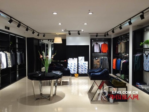 热烈祝贺久久良品男装天津汉沽金佰汇商场店9月6日盛大开业