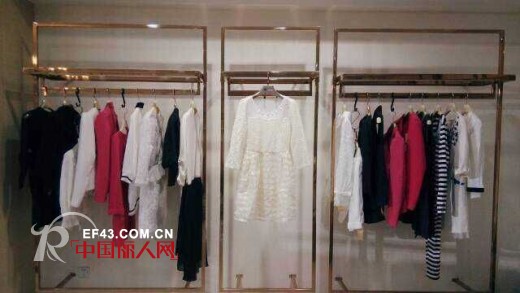 伊丽兰卡女装山东菏泽店盛大开业