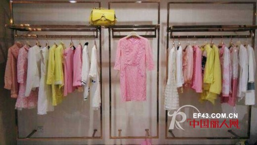 伊丽兰卡女装山东菏泽店盛大开业