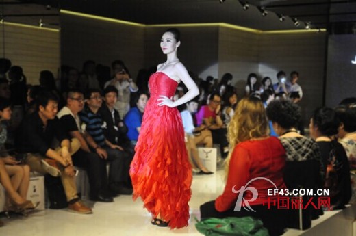 intertex深圳国际服装贴牌及面辅料博览会与深圳市时装设计师协会,穿针引线服装论坛建立战略合作关系