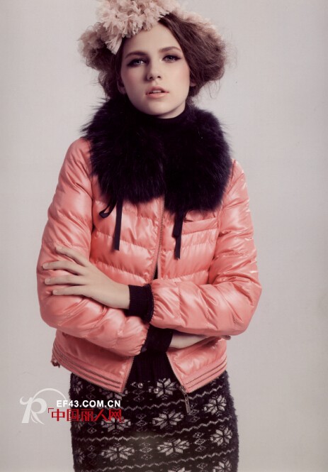 西子丝典2014冬季新款羽绒服系列上市 让你保暖时尚两不误