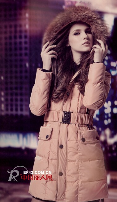 西子丝典2014冬季新款羽绒服系列上市 让你保暖时尚两不误